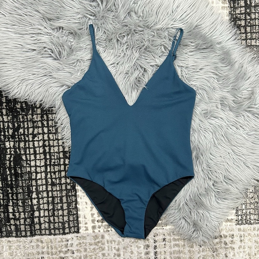 LEITH Solid Teal Textured Plunge Halter One-Piece Swimsuit Size Large‎ ($68)